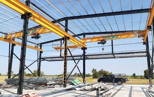 ติดตั้งเครนโรงงาน